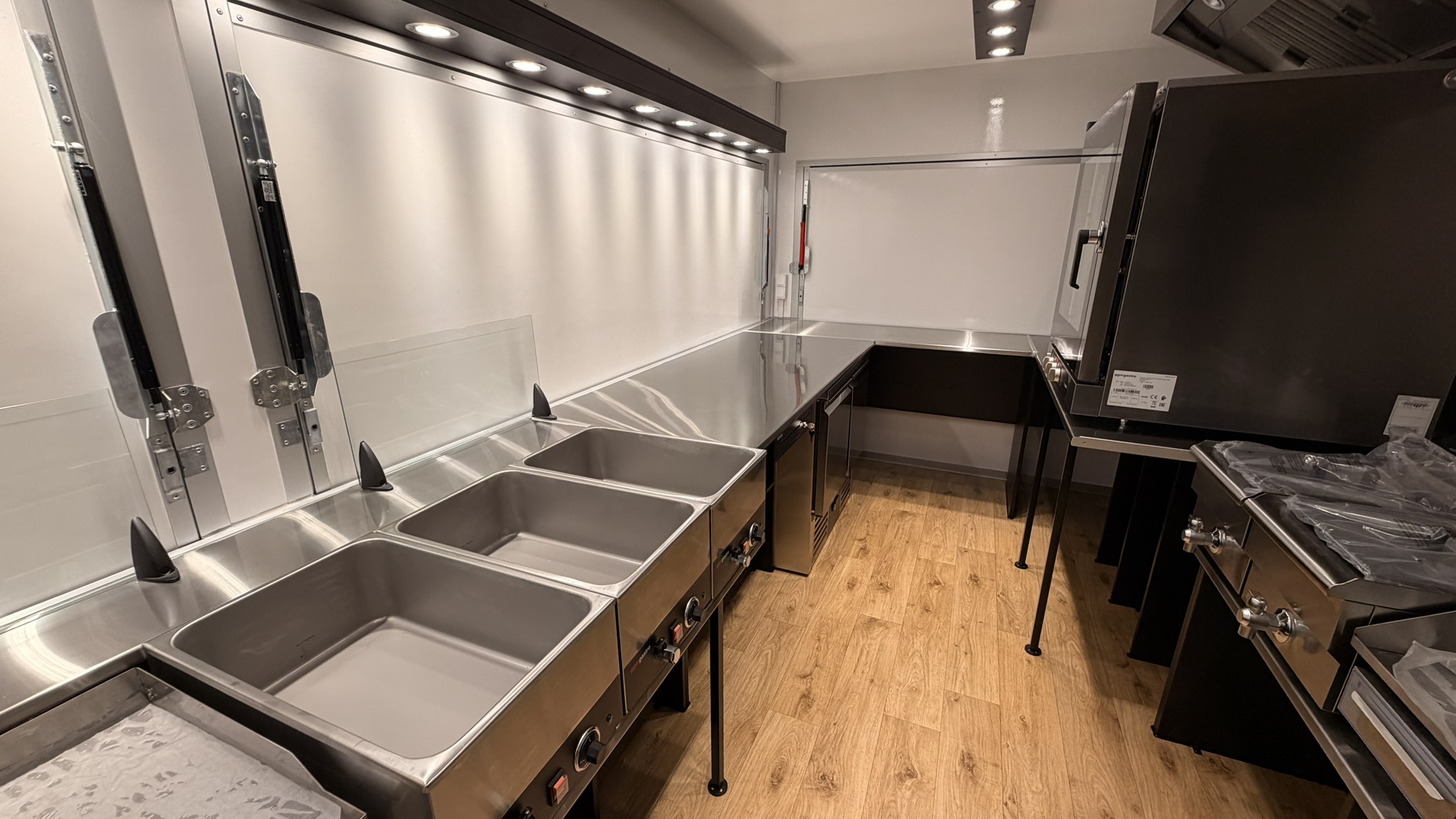 Imbisswagen Elektro Grillplatte Fritteuse Gastronomie Geräte