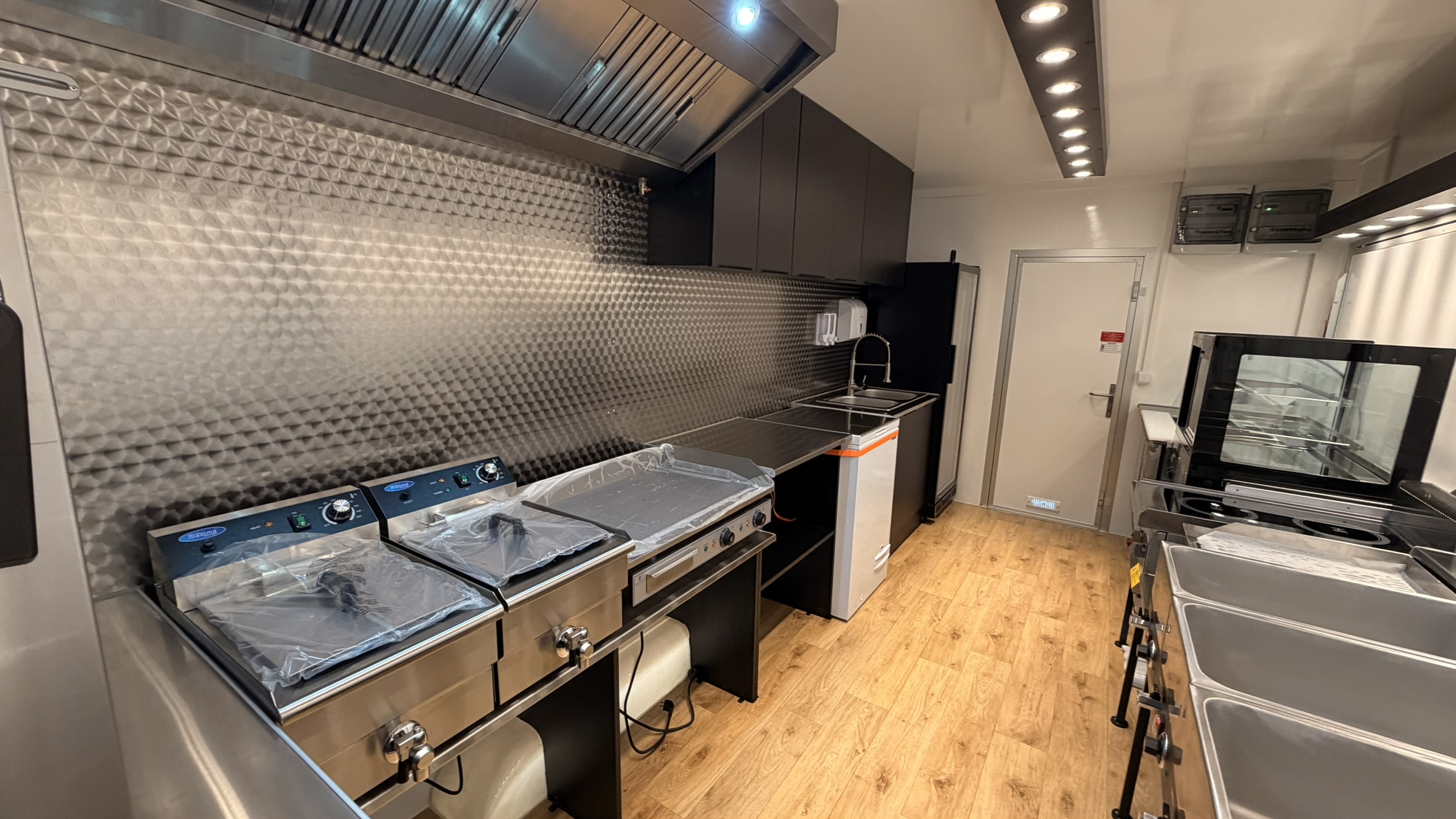 Imbissanhänger kaufen von FlexFuse