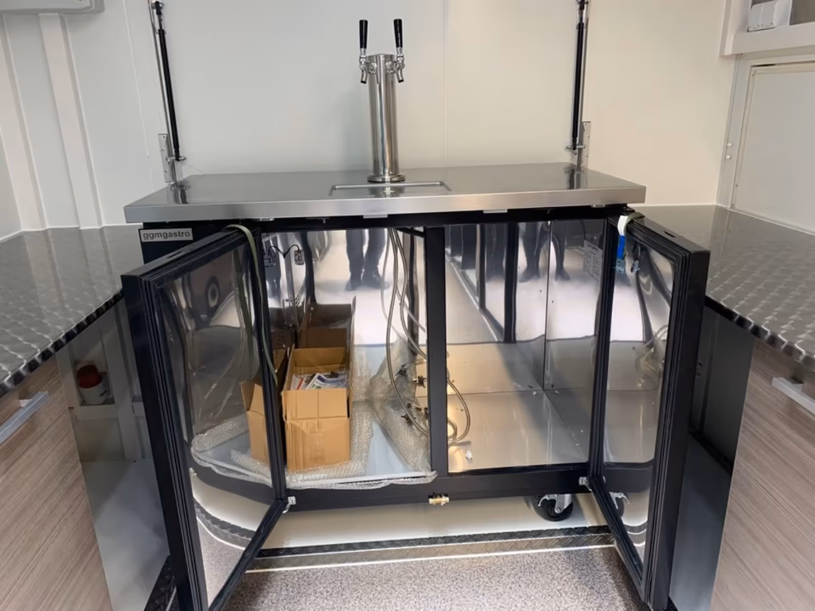 MEGA Grillwagen, Imbisswagen, FoodTruck, Imbissanhänger – Bild 18