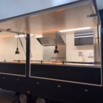 Imbisswagen, FOODTRUCK, Pommeswagen, Imbissanhänger | Imbisswagen kaufen | FlexFuse GmbH